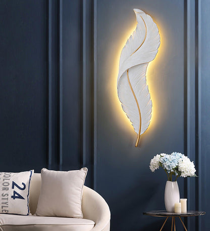 Feather Wall Lamp | Resin | Gold, White