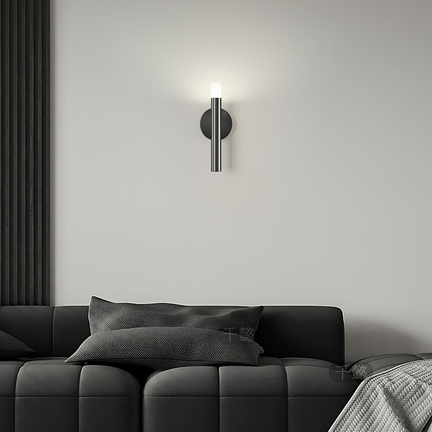 Fedde Wall Lamp | Adjustable LED | Black or White