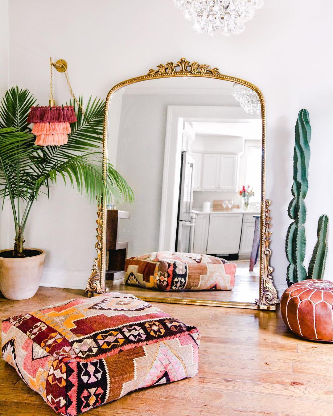 Fela Tassel Wall Lamp | Metal, Iron, Fabric Tassel | Gold, White, Pink, Multicolor