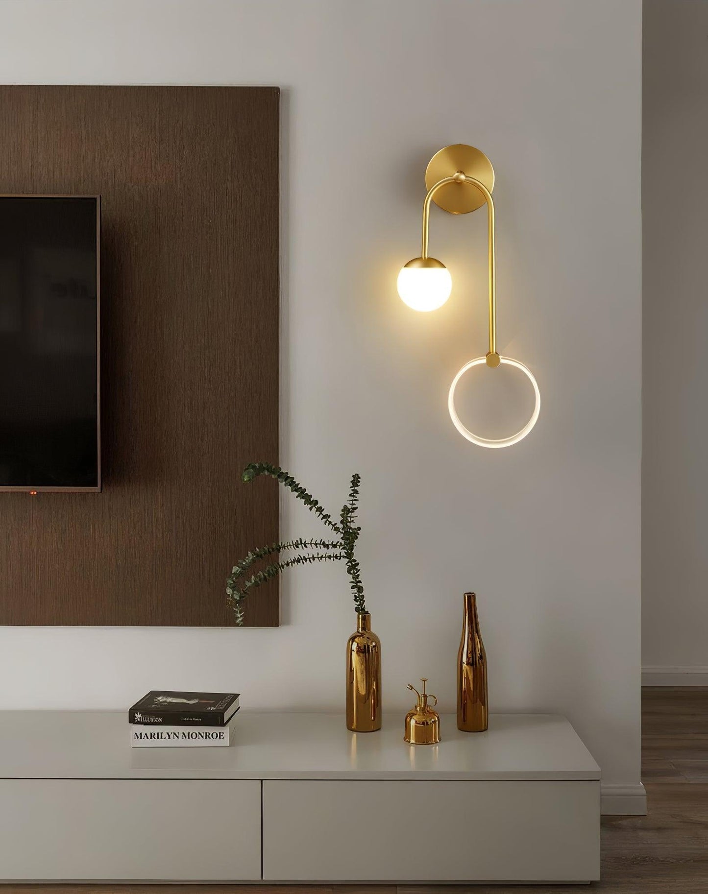 Ferra LED Wall Light | Brass, Acrylic, Aluminum | Set of 2