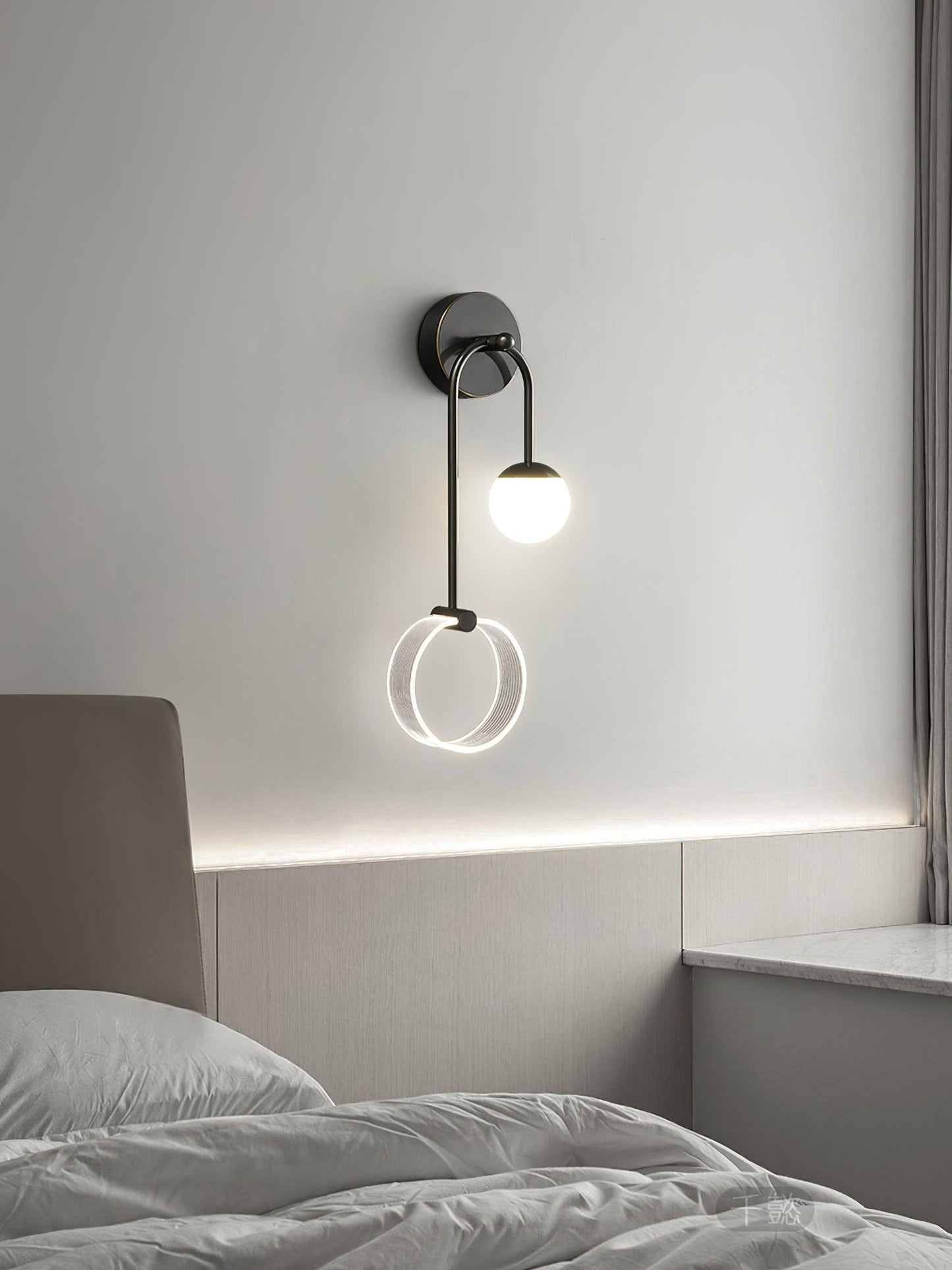 Ferra LED Wall Light | Brass, Acrylic, Aluminum | Set of 2