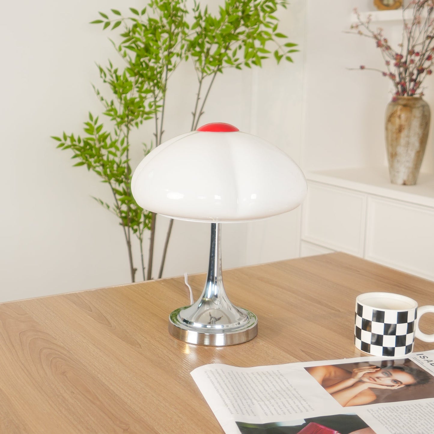 Flower Petal Table Lamp | Chrome Metal & Glass | 29cm Diameter