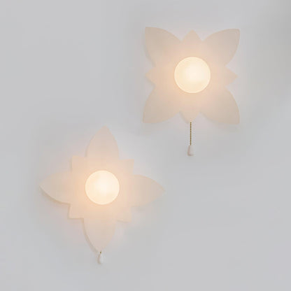 Flowers Wall Lamp | Resin & PC | White