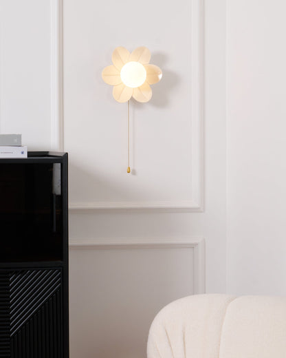 Flowers Wall Lamp | Resin & PC | White