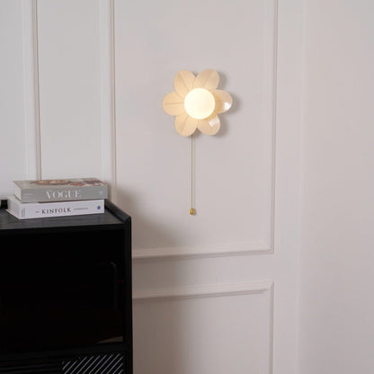 Flowers Wall Lamp | Resin & PC | White