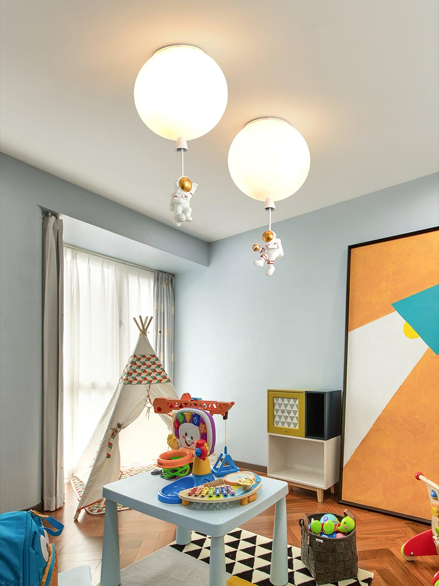 Frosted Balloon Ceiling Light | Acrylic | White