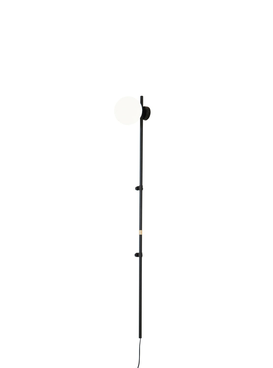 Funiculi Wall Lamp | Plug In | White or Black