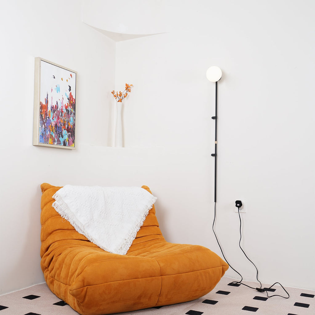 Funiculi Wall Lamp | Plug In | White or Black