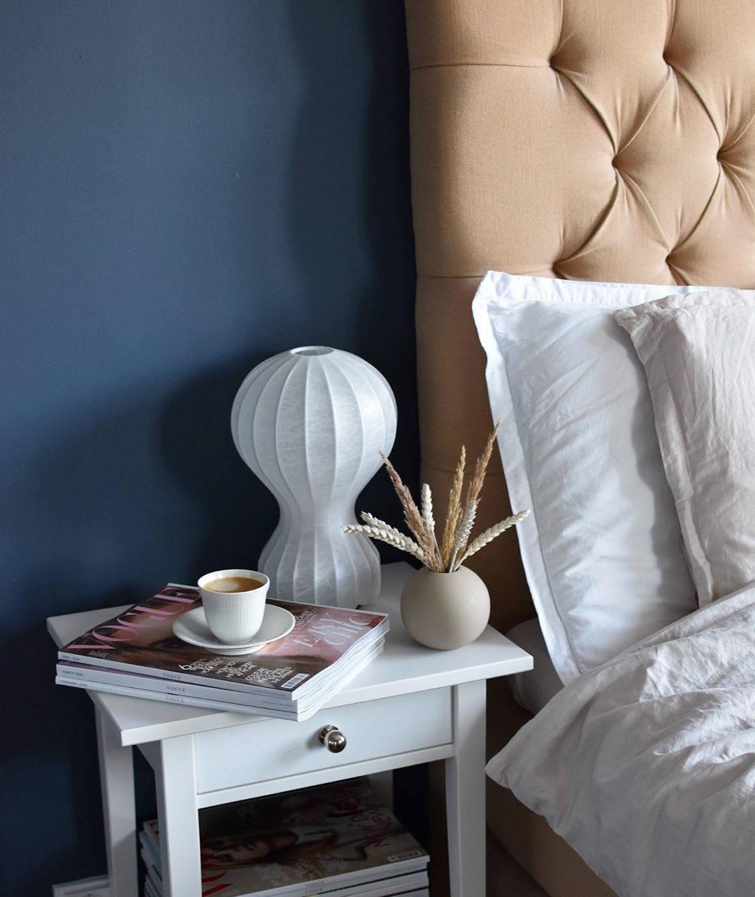 Hot Air Balloon Table Lamp | Steel & Cocoon Design | White Shade
