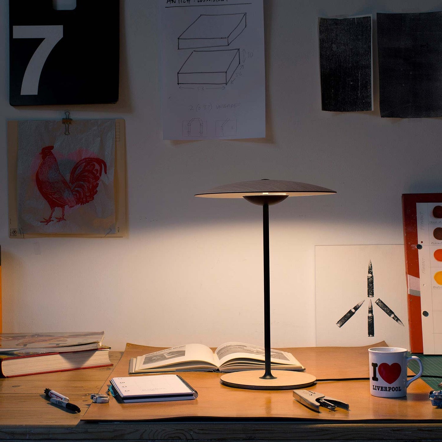 Ginger Table Light | Metal | Woodgrain and Matt Black