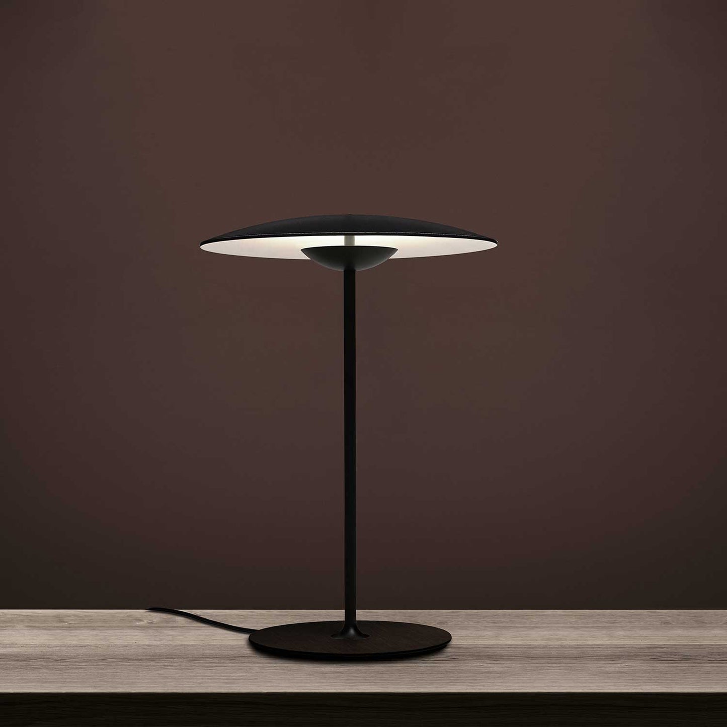Ginger Table Light | Metal | Woodgrain and Matt Black
