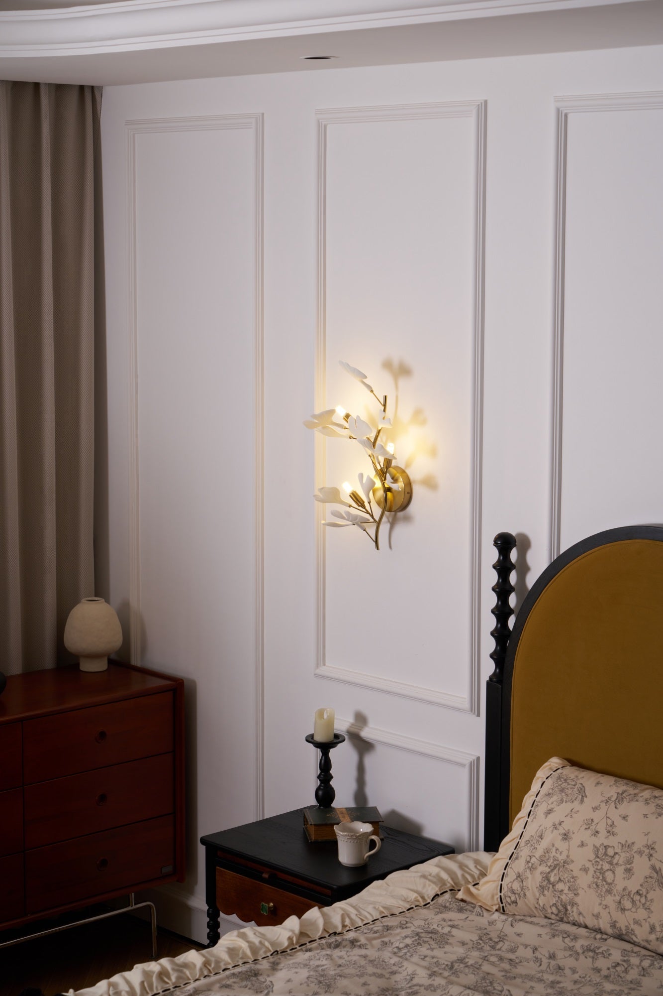 Ginkgo Wall Lamp | Gold & White | Set of 2