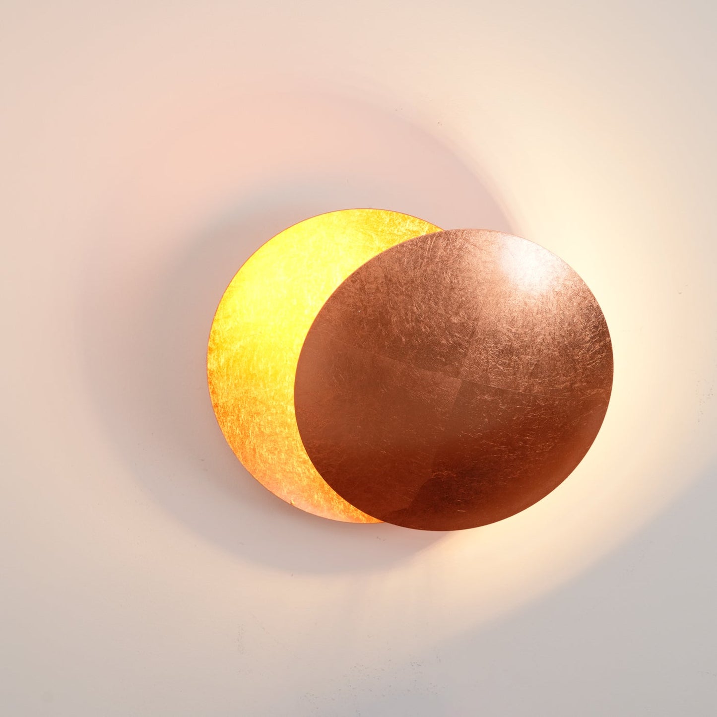 Giorgio Wall Lamp | Adjustable Metal Design | 25 cm Diameter | Multiple Color Options