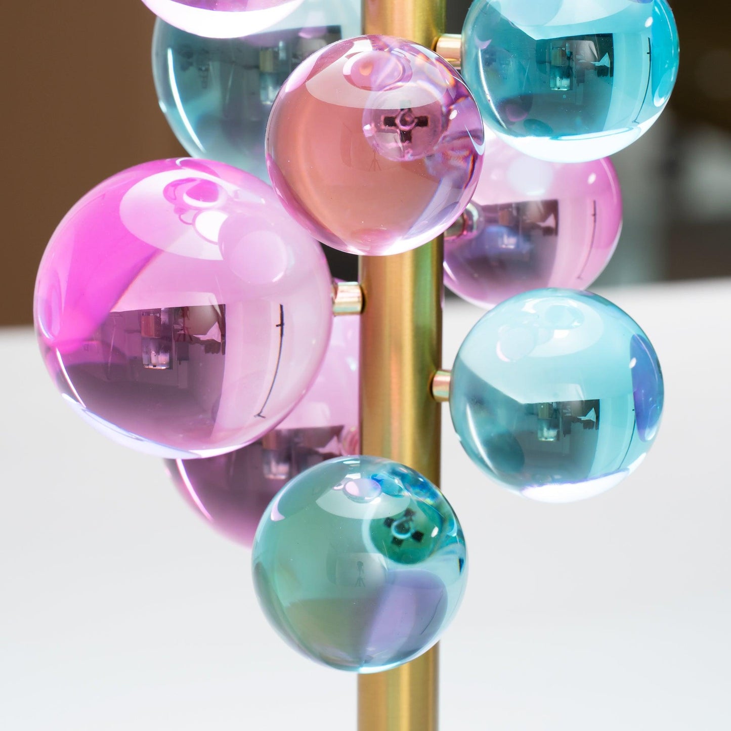 Globo Table Lamp | Copper & Marble | 32cm Diameter