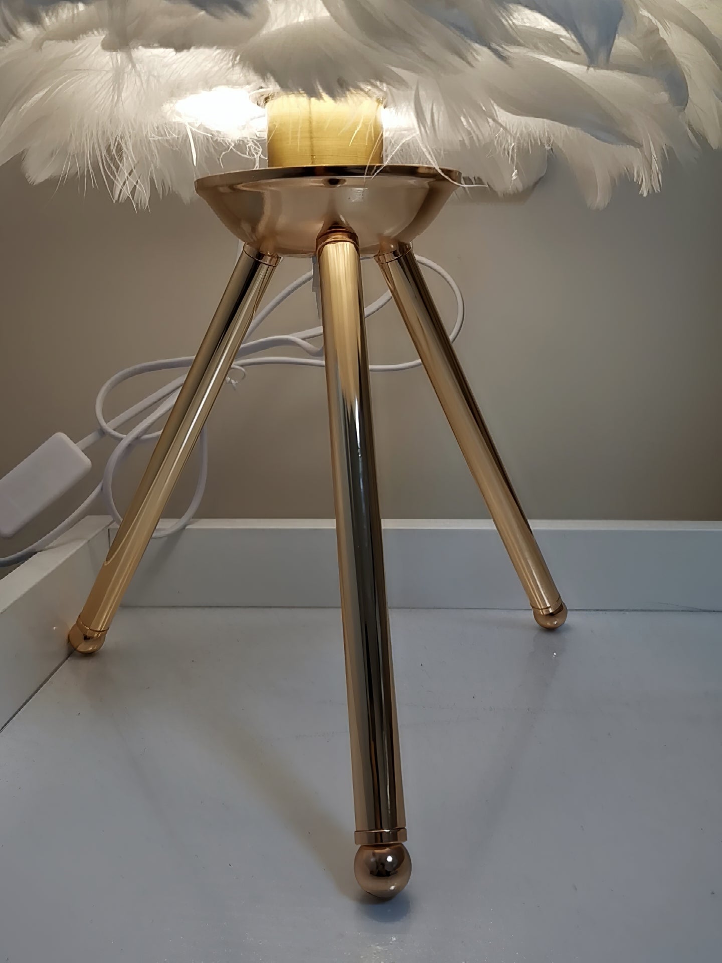 Goose Feather Table Lamp | Metal Base | Pink, White, Gray