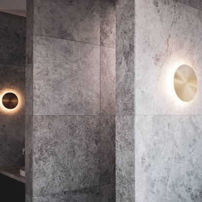 Gossa Wall Sconce | Metal | Set of 2 | Gold, White, Black