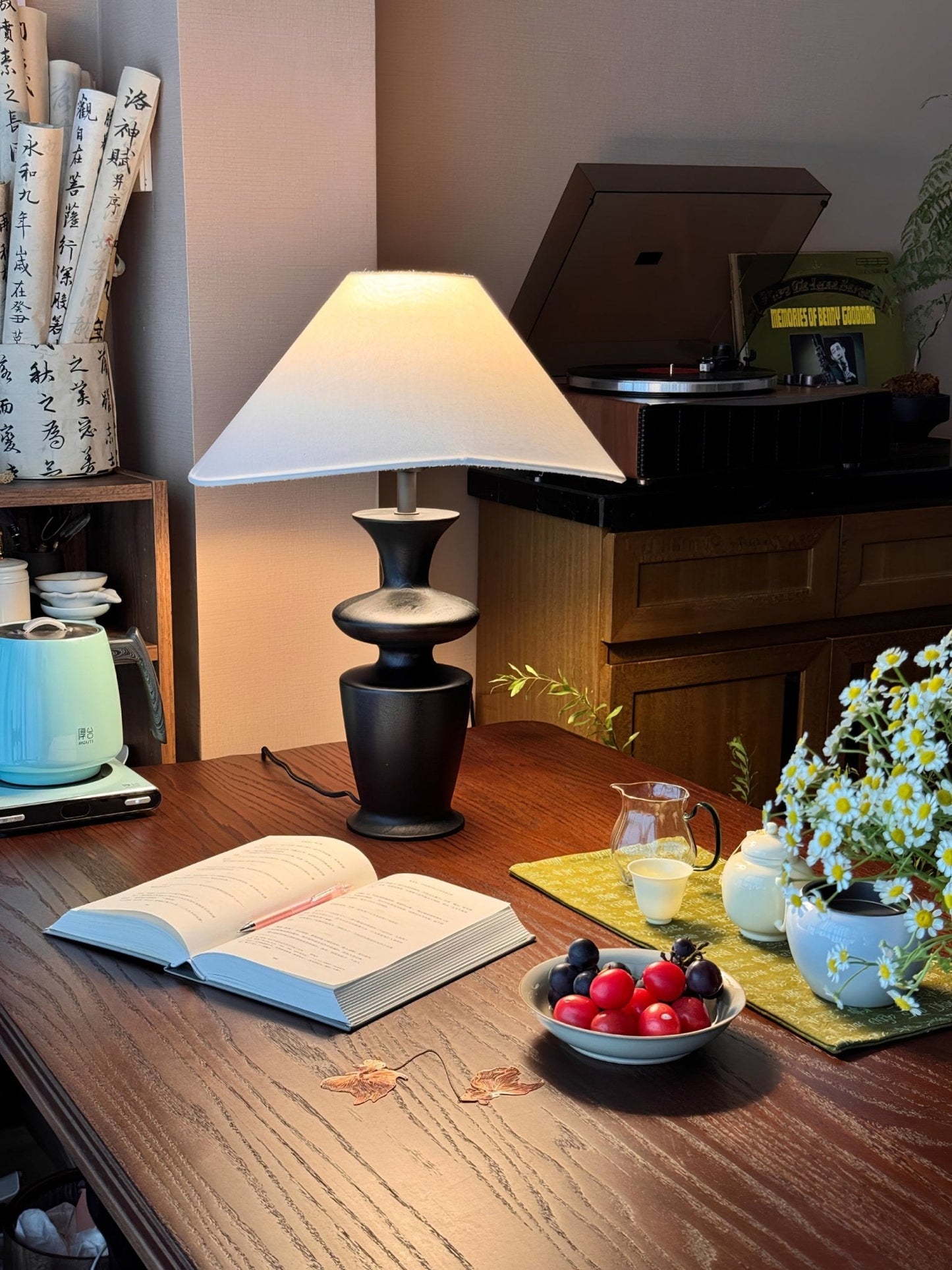 Grace Wood Table Lamp | Wood & Fabric | Black & White