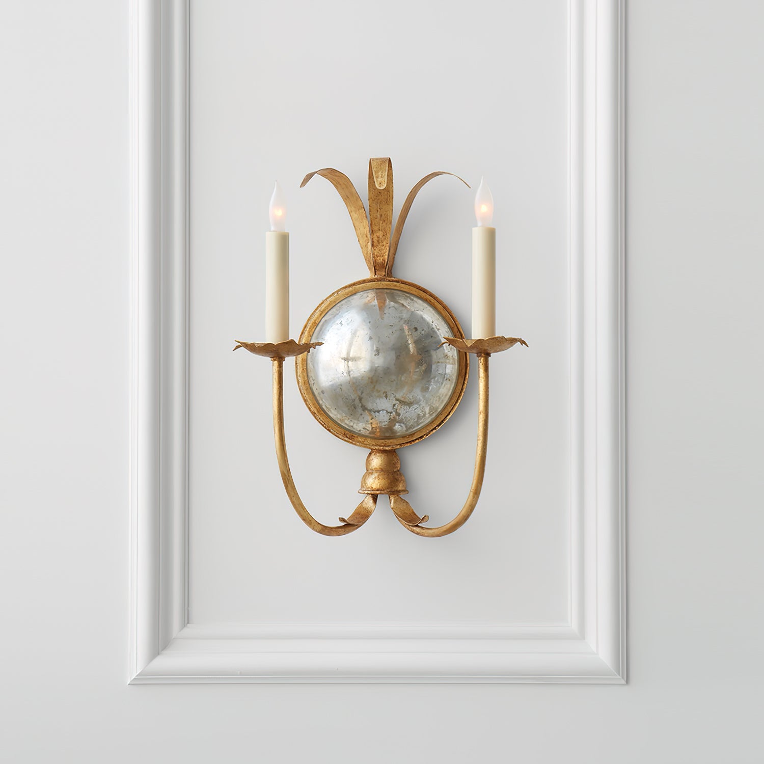Gramercy Wall Lamp | Antique Brass | 1-Light Sconce