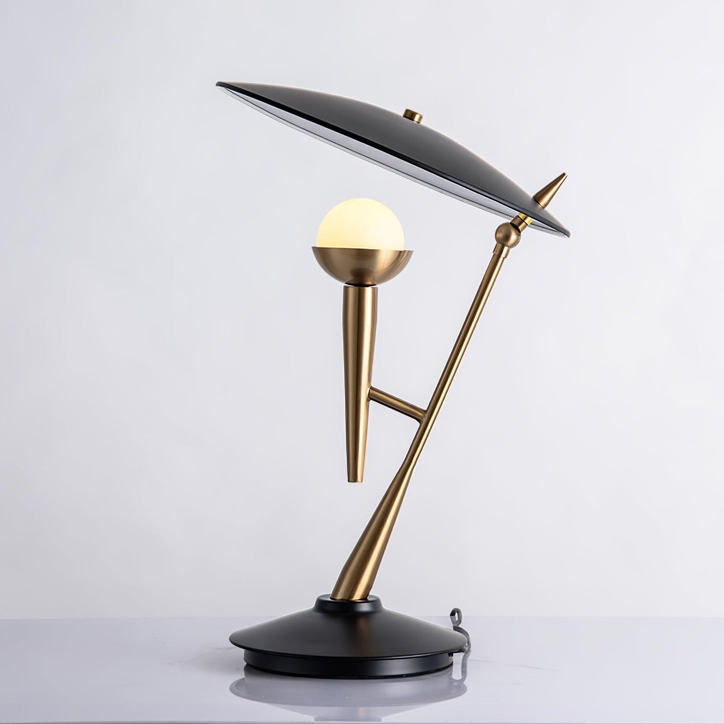Gramophone Table Light | Metal & Glass | Gold & Black