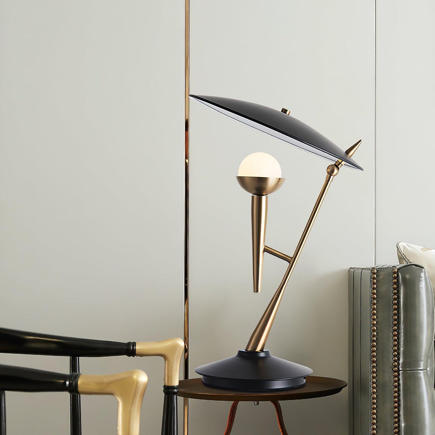 Gramophone Table Light | Metal & Glass | Gold & Black