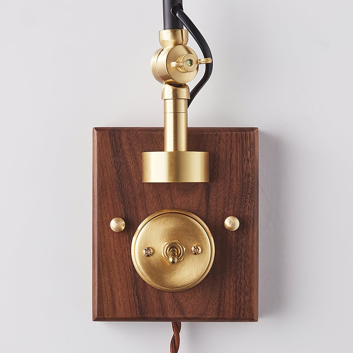 Gris Plug-In Wall Lamp | Black Metal & Walnut Wood | Modern Design