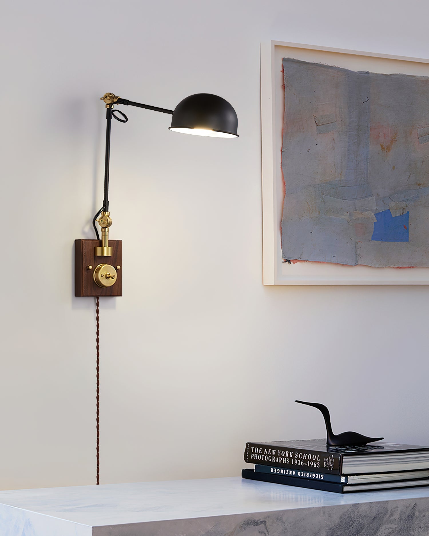 Gris Plug-In Wall Lamp | Black Metal & Walnut Wood | Modern Design