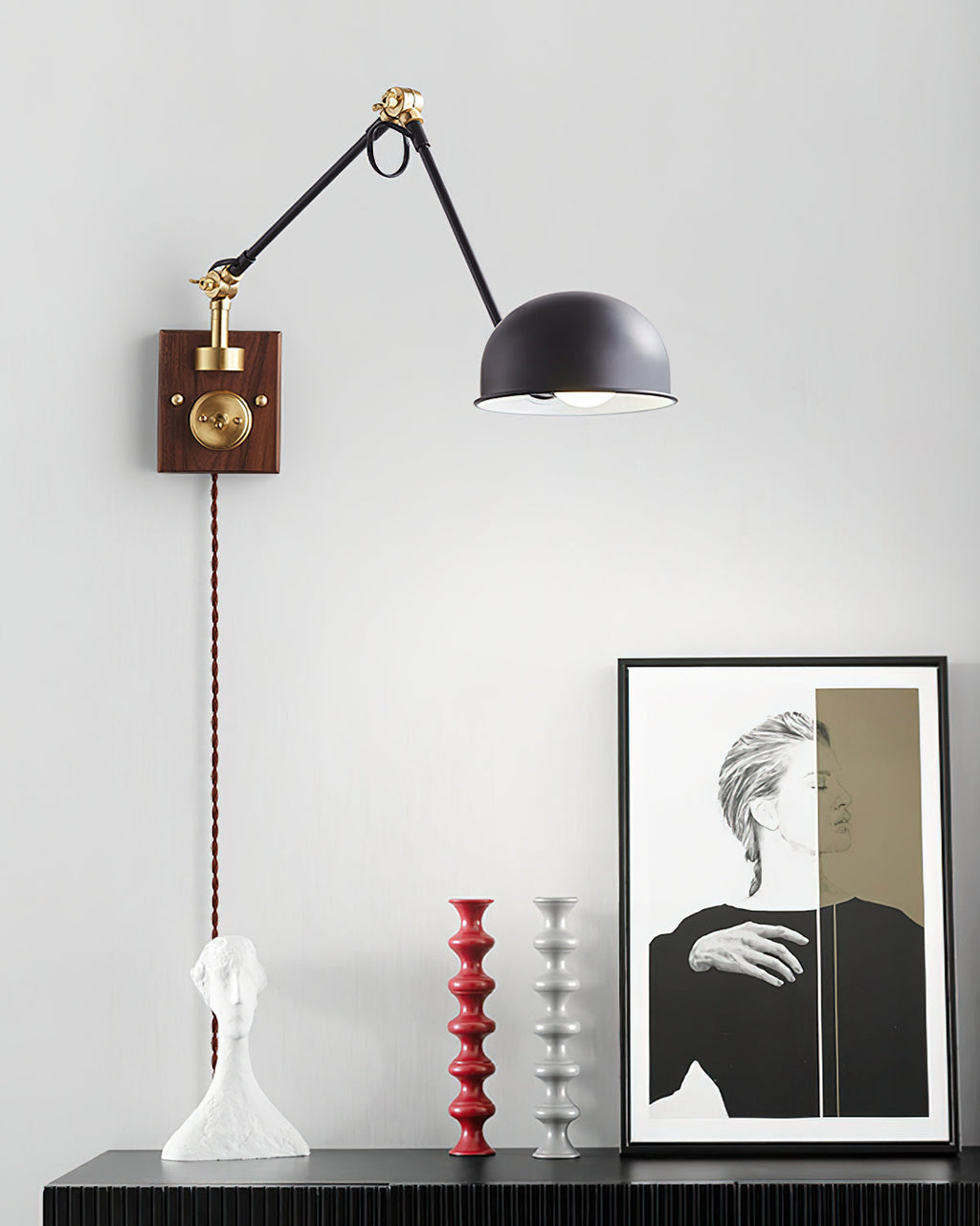 Gris Plug-In Wall Lamp | Black Metal & Walnut Wood | Modern Design