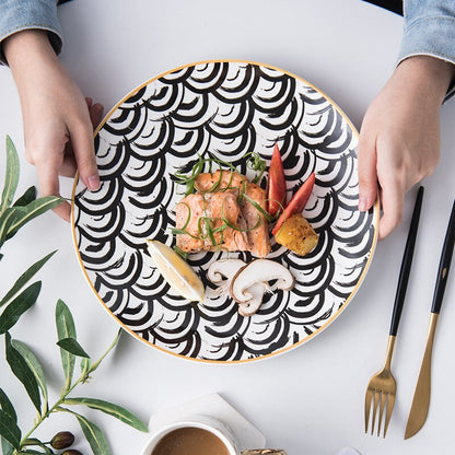 Illusion Plate | Fine Ceramic | Geometric Pattern