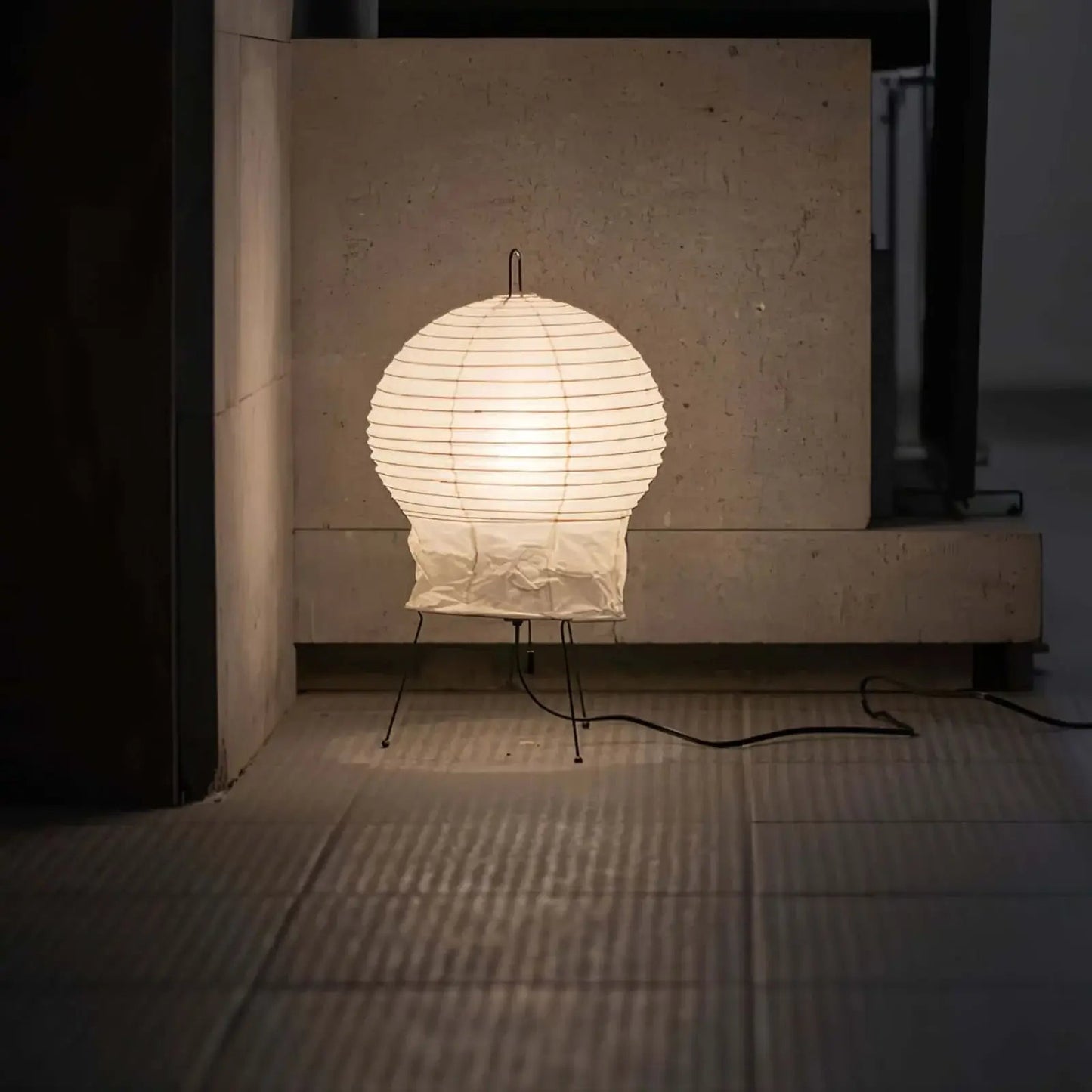Hana Washi Table Lamp | Rice Paper & Metal | White