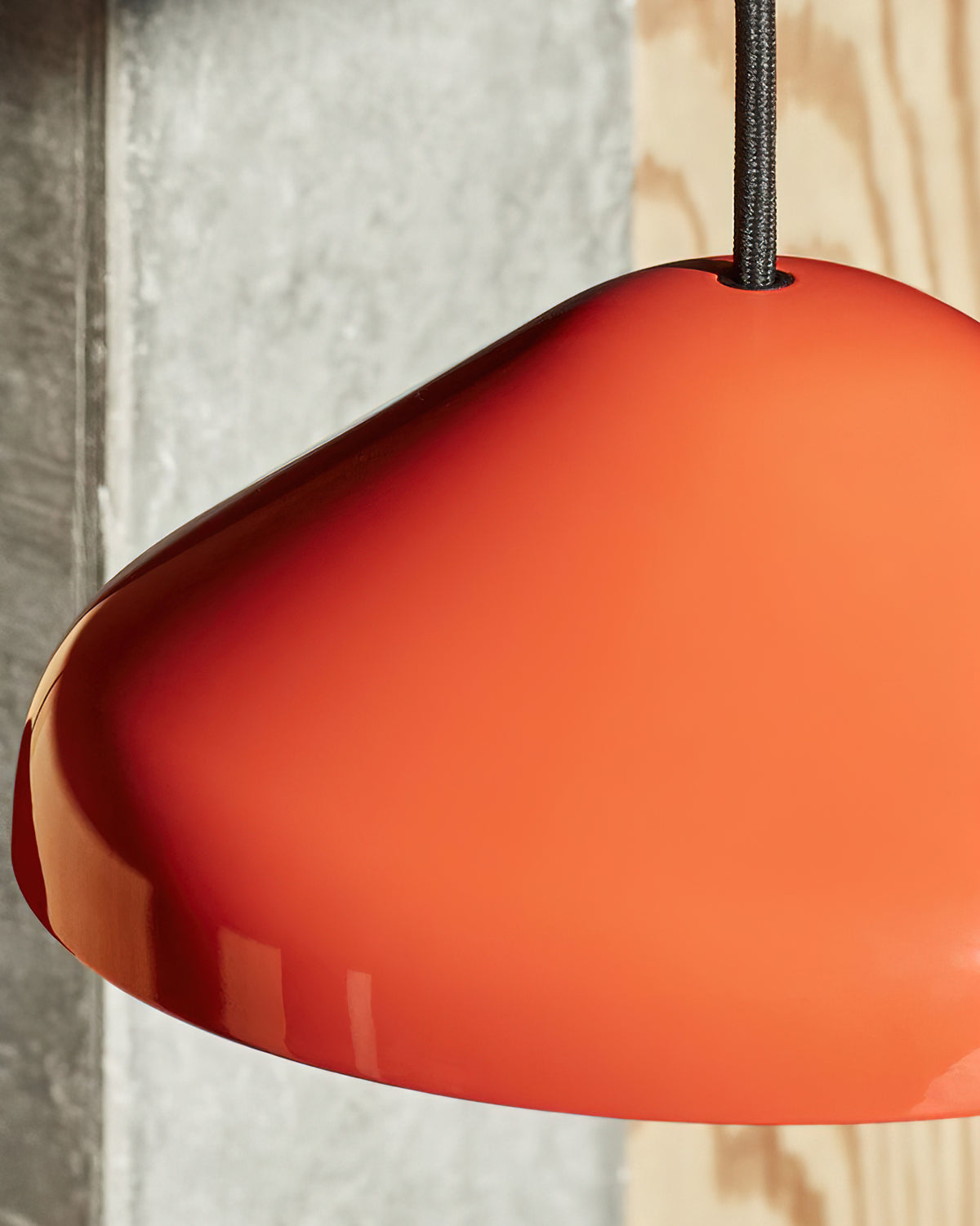 Pao Pendant Light | Metal & Acrylic | Adjustable 150cm