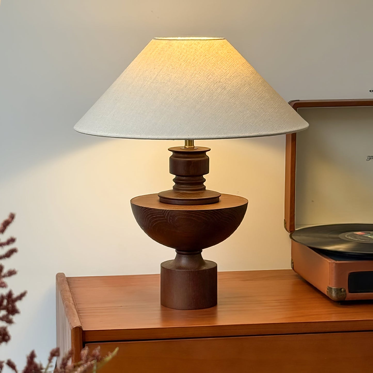 Helios Vase Table Lamp | Wooden Base | Beige Shade