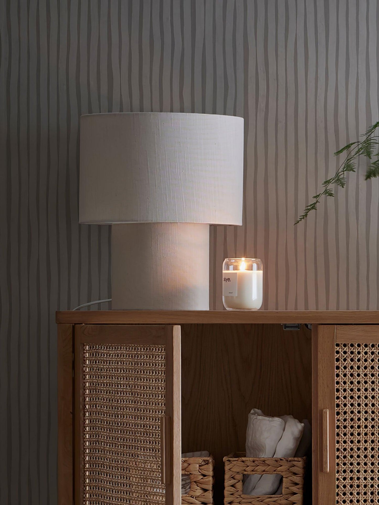 Heron Glowing Table Lamp | Fabric | Beige
