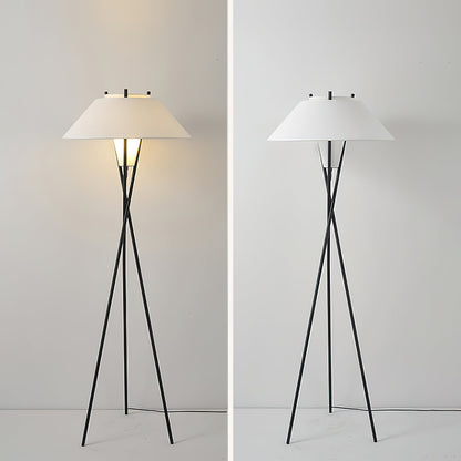Hoka Tripod Floor Lamp | Metal Frame | Black and White