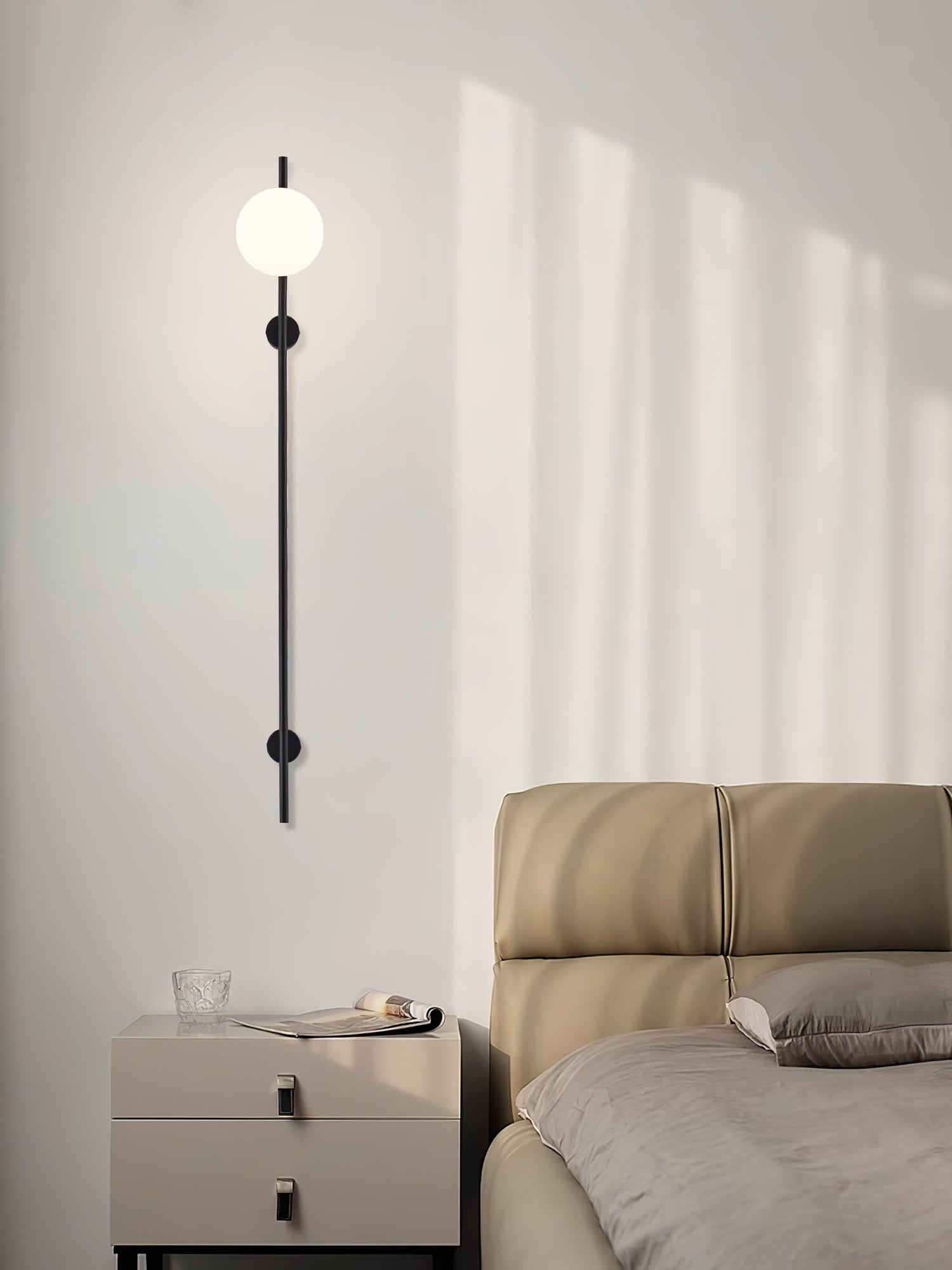 Houseof Wall Light | Metal & Glass | White
