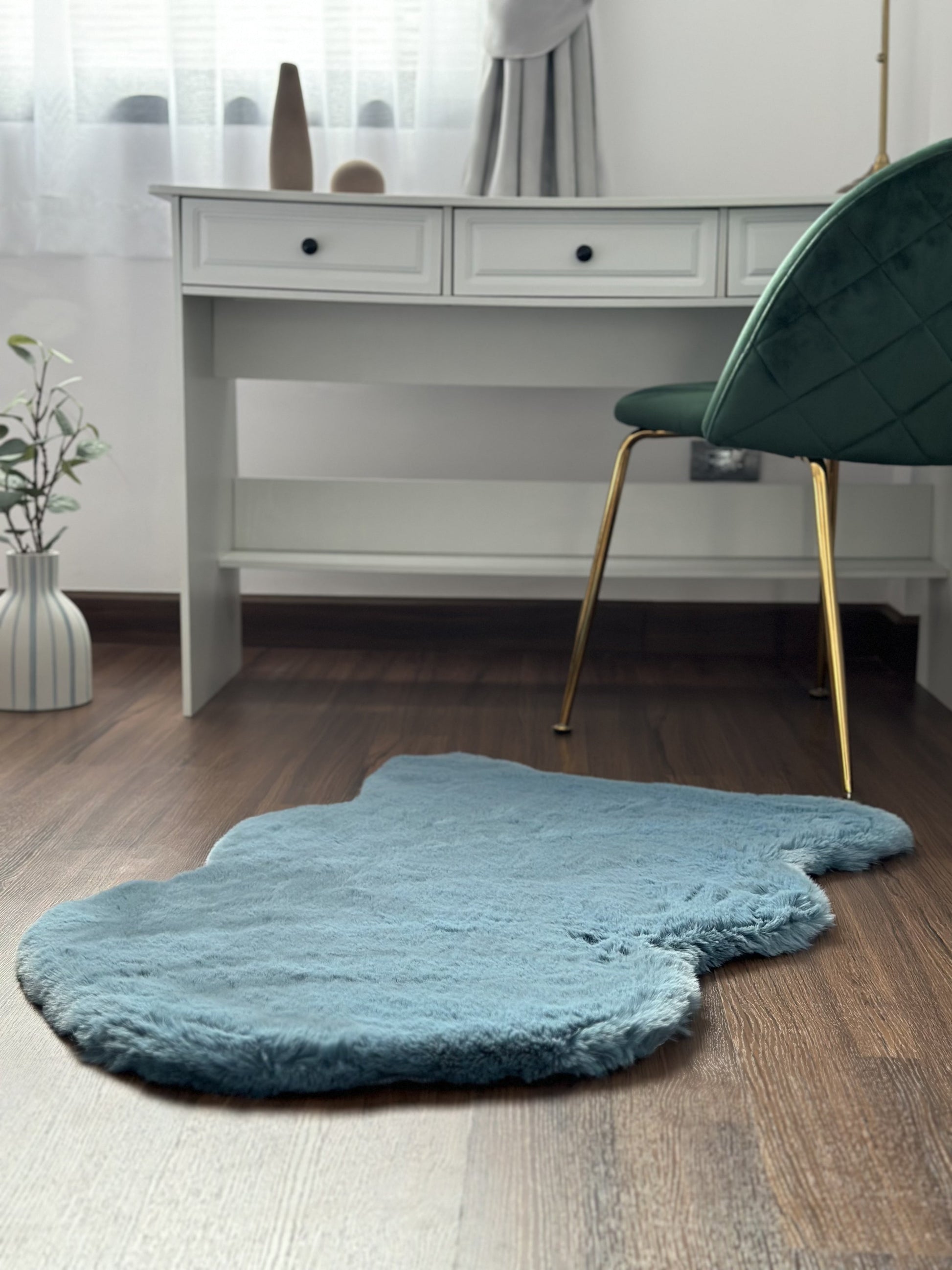 Extra Soft & Fluffy Thick Single Pelt Rabbit Fur Area Rug