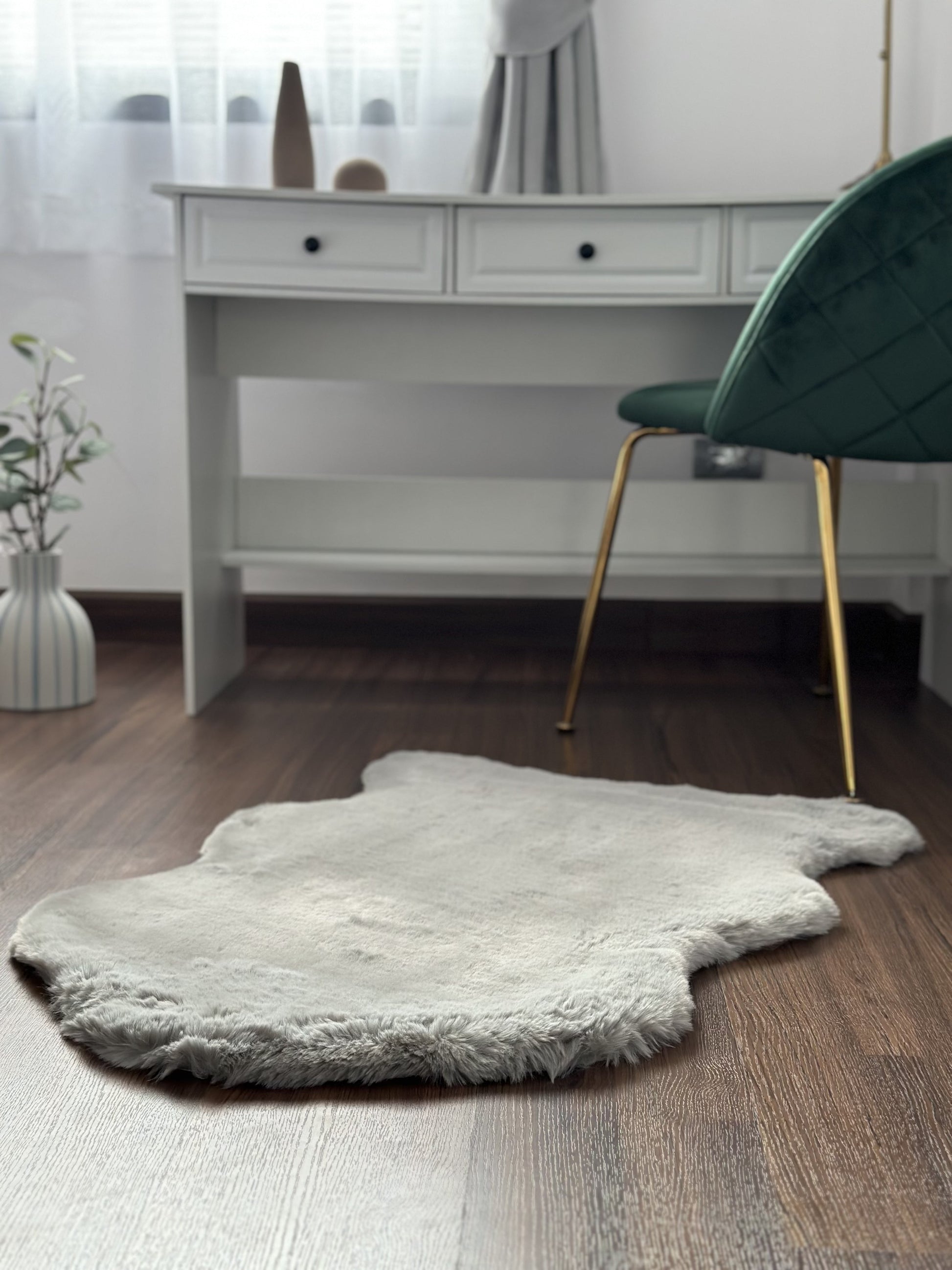 Extra Soft & Fluffy Thick Single Pelt Rabbit Fur Area Rug