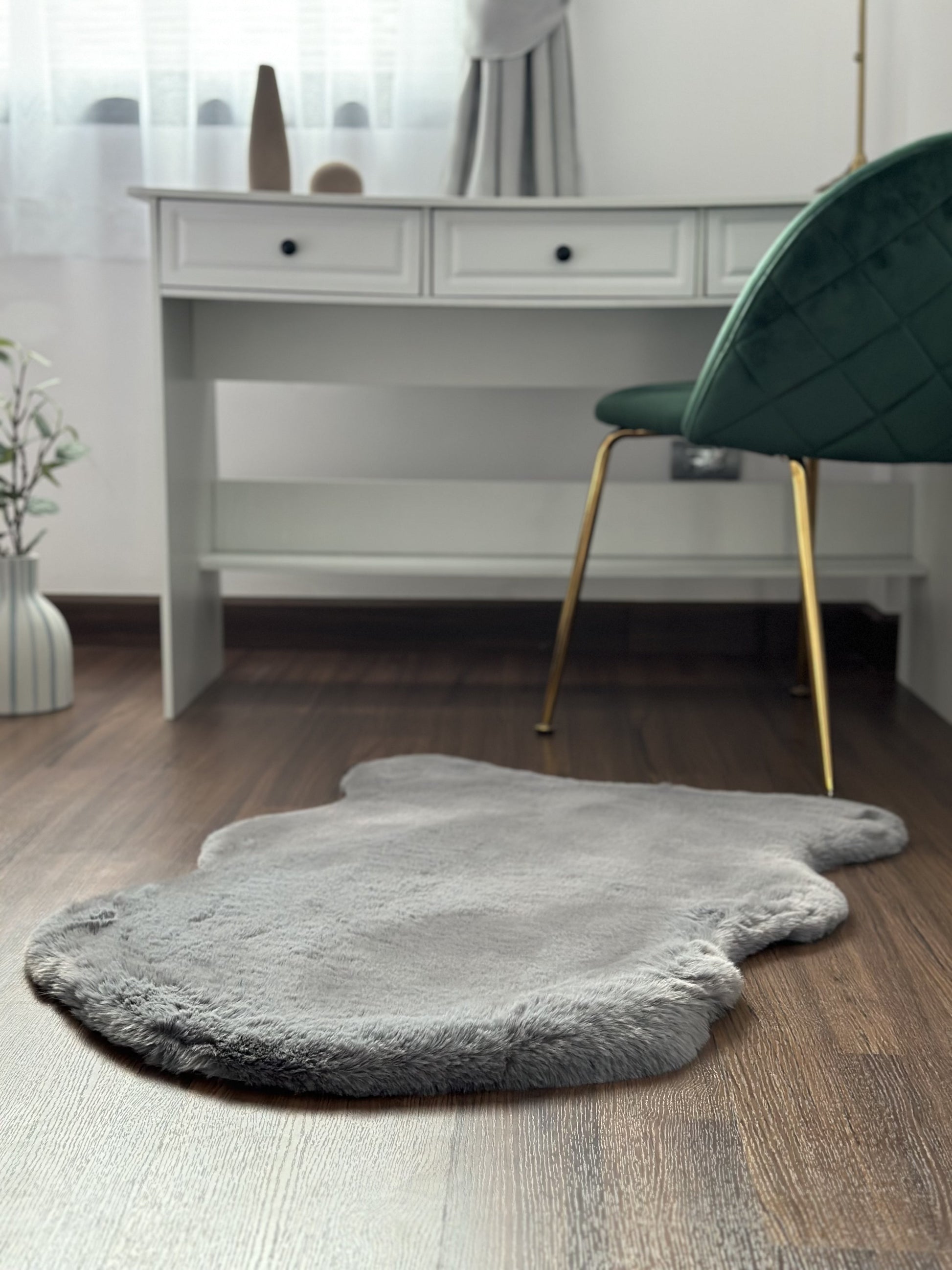 Extra Soft & Fluffy Thick Single Pelt Rabbit Fur Area Rug