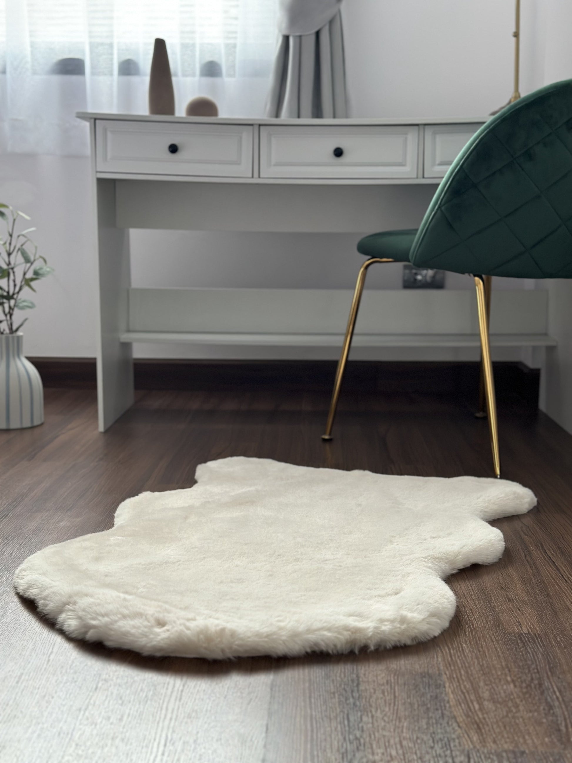 Extra Soft & Fluffy Thick Single Pelt Rabbit Fur Area Rug
