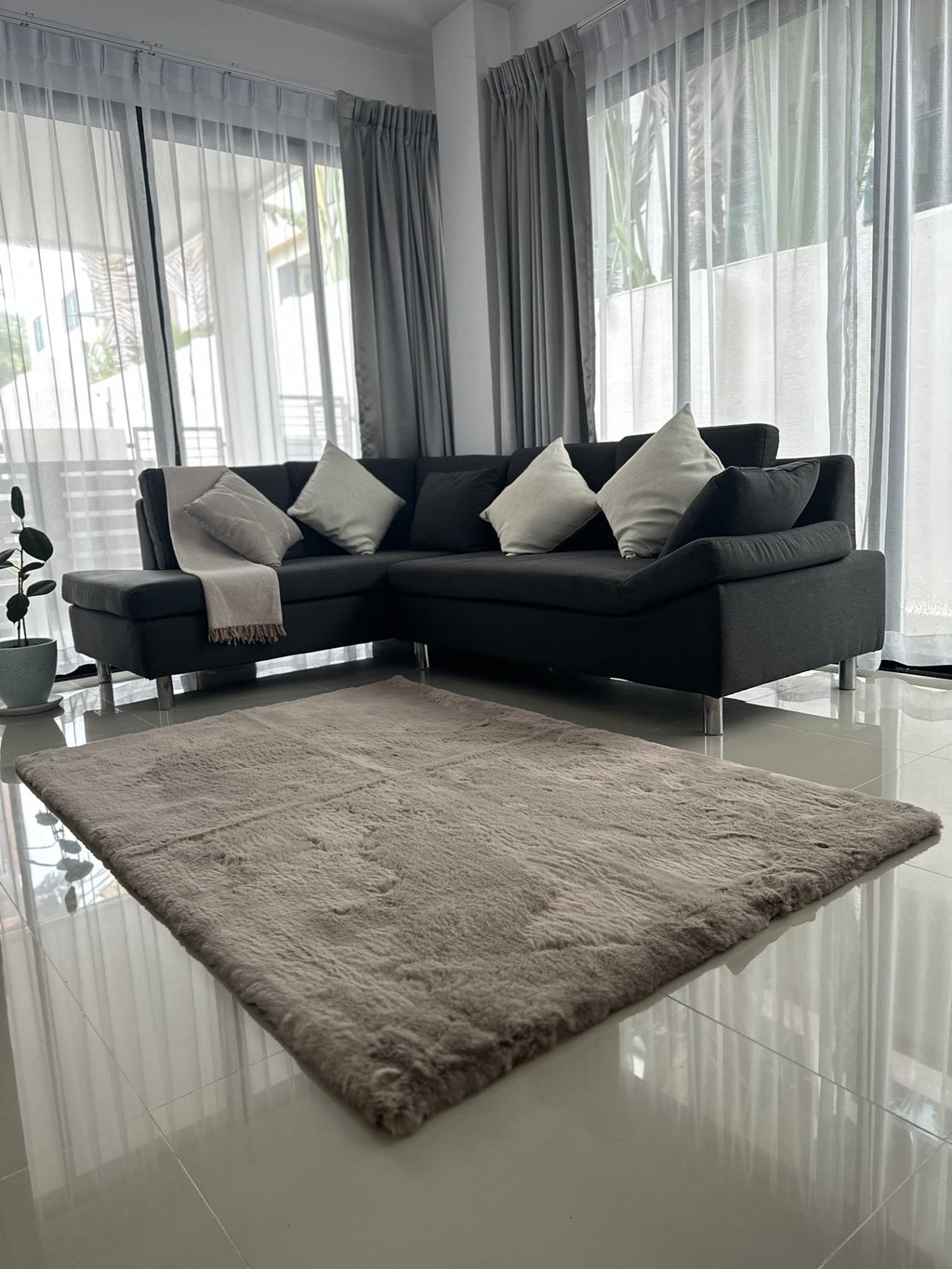 Rabbit Fur Area Rug | Extra Soft & Fluffy | Rectangular