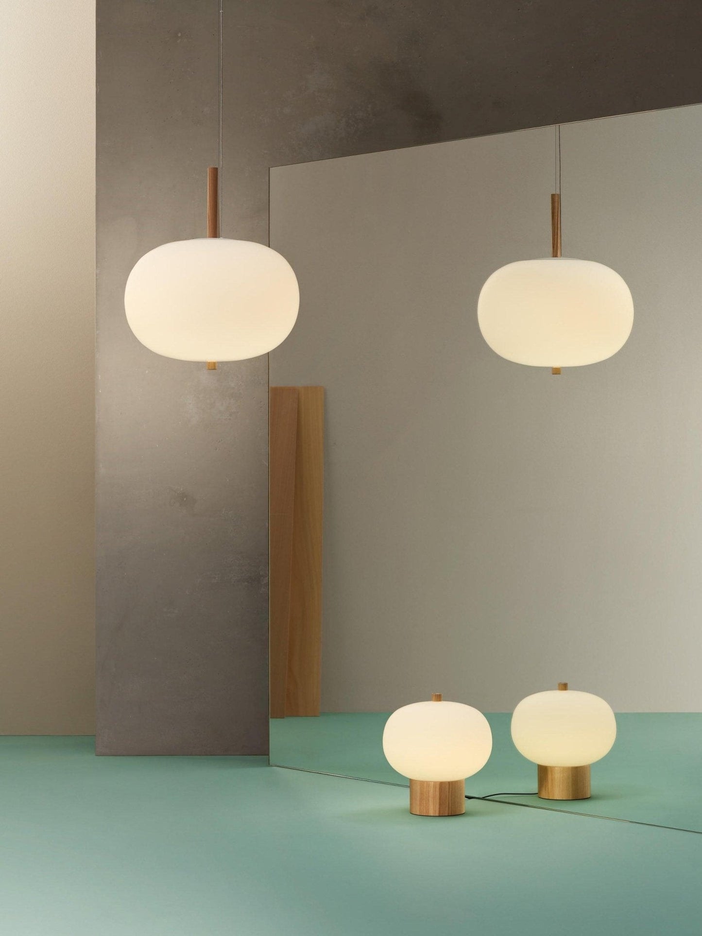 Ilargi Table Lamp | Hand-Blown Glass & Wood | Warm White LED