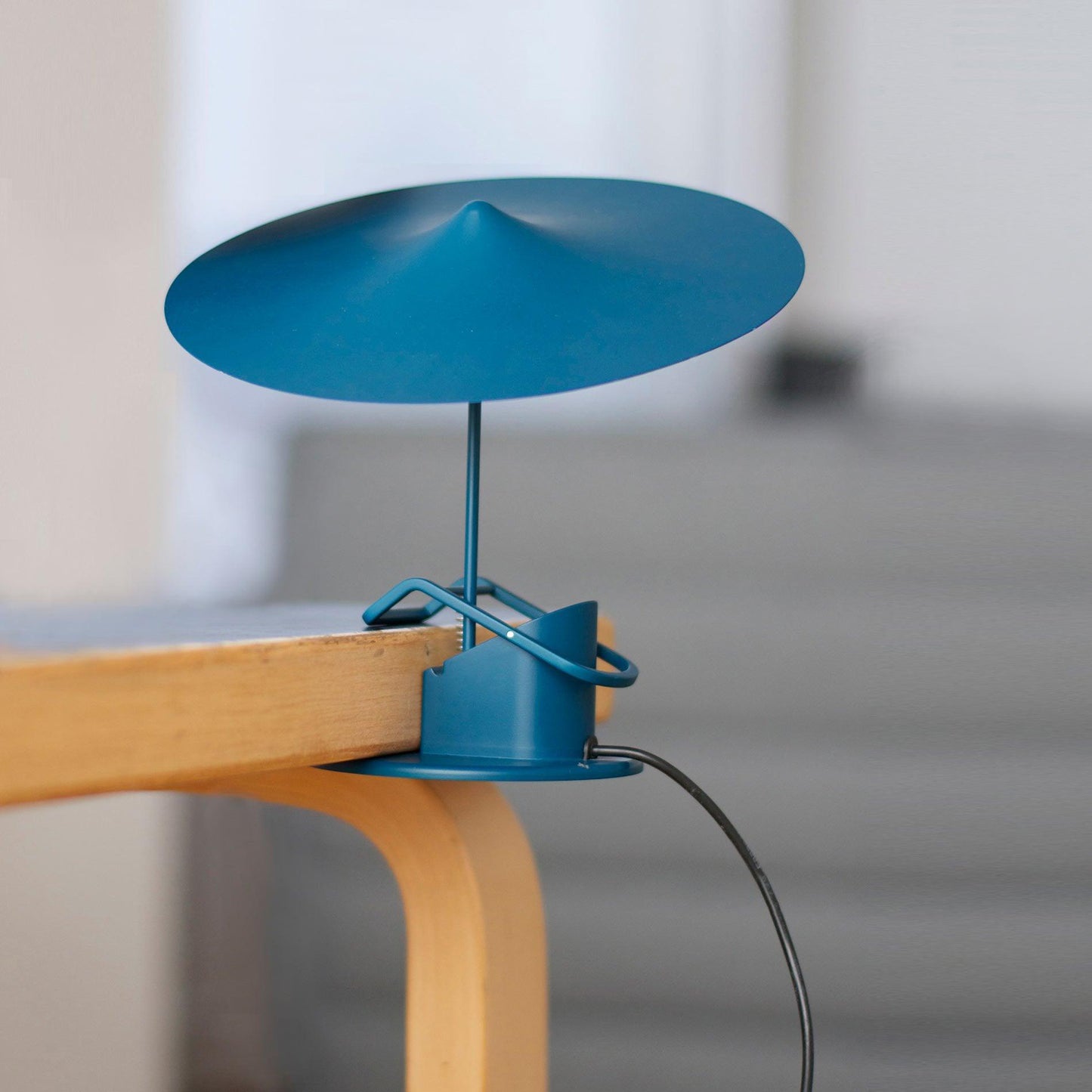 Adjustable Table Lamp | Aluminum & Metal | Multiple Colors