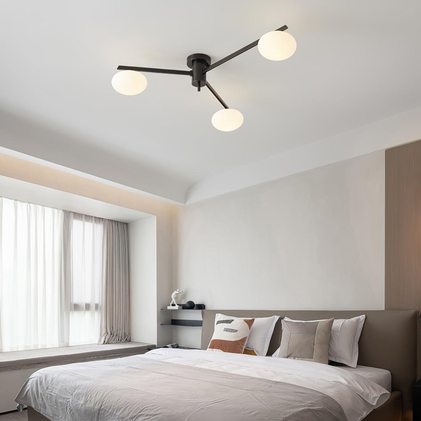 Jasper Ceiling Lamp | Brass & Black | 3, 5, or 6 Heads