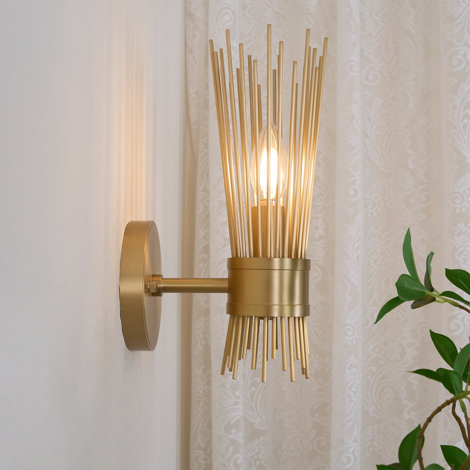 Jovenko Wall Light | Brass | Set of 2