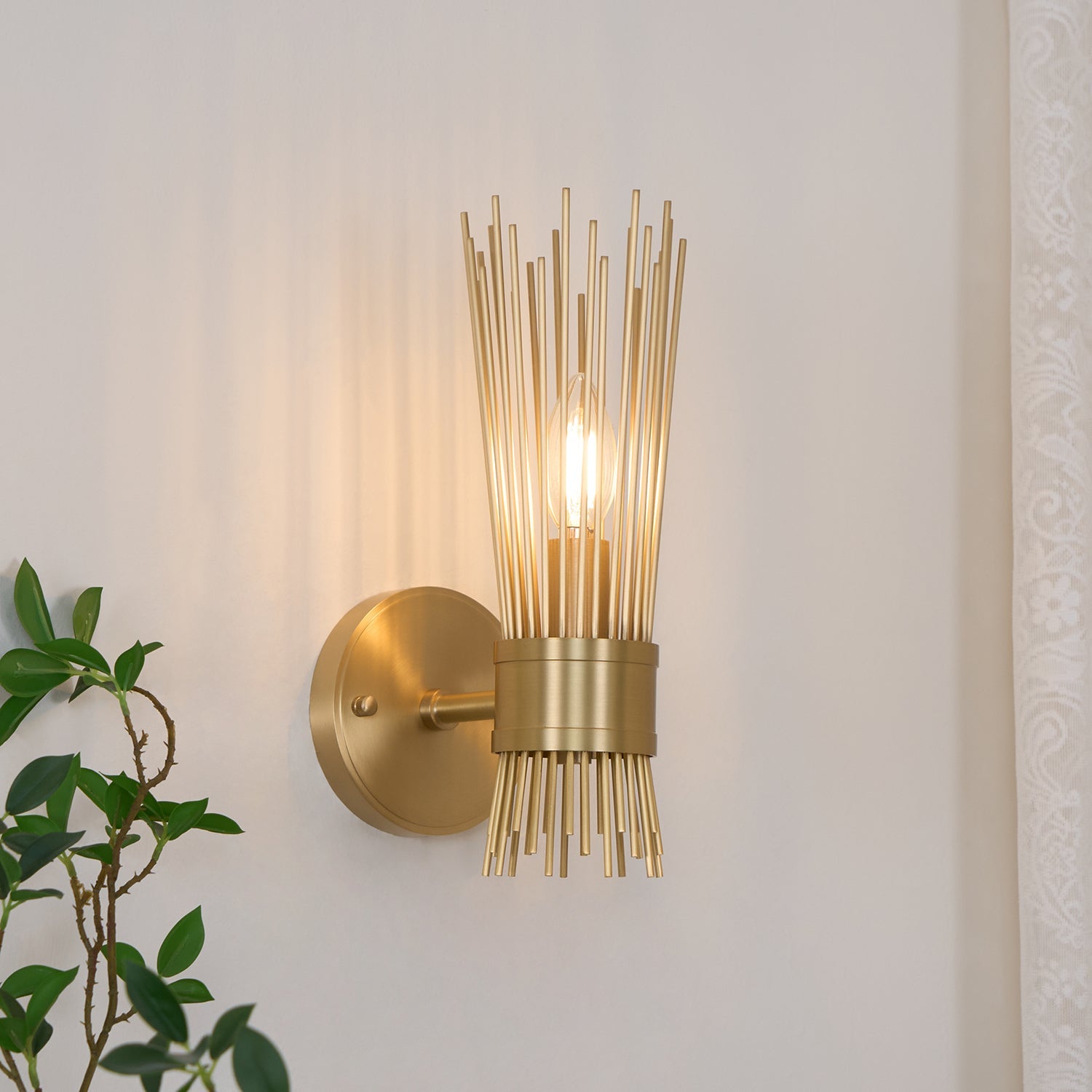 Jovenko Wall Light | Brass | Set of 2