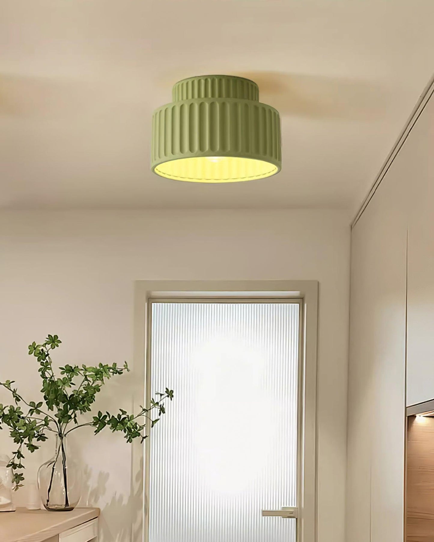 Kami Ceiling Lamp | White Resin & Acrylic | 23cm Diameter