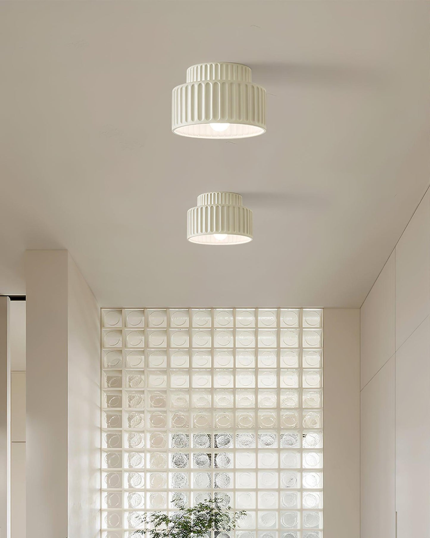 Kami Ceiling Lamp | White Resin & Acrylic | 23cm Diameter