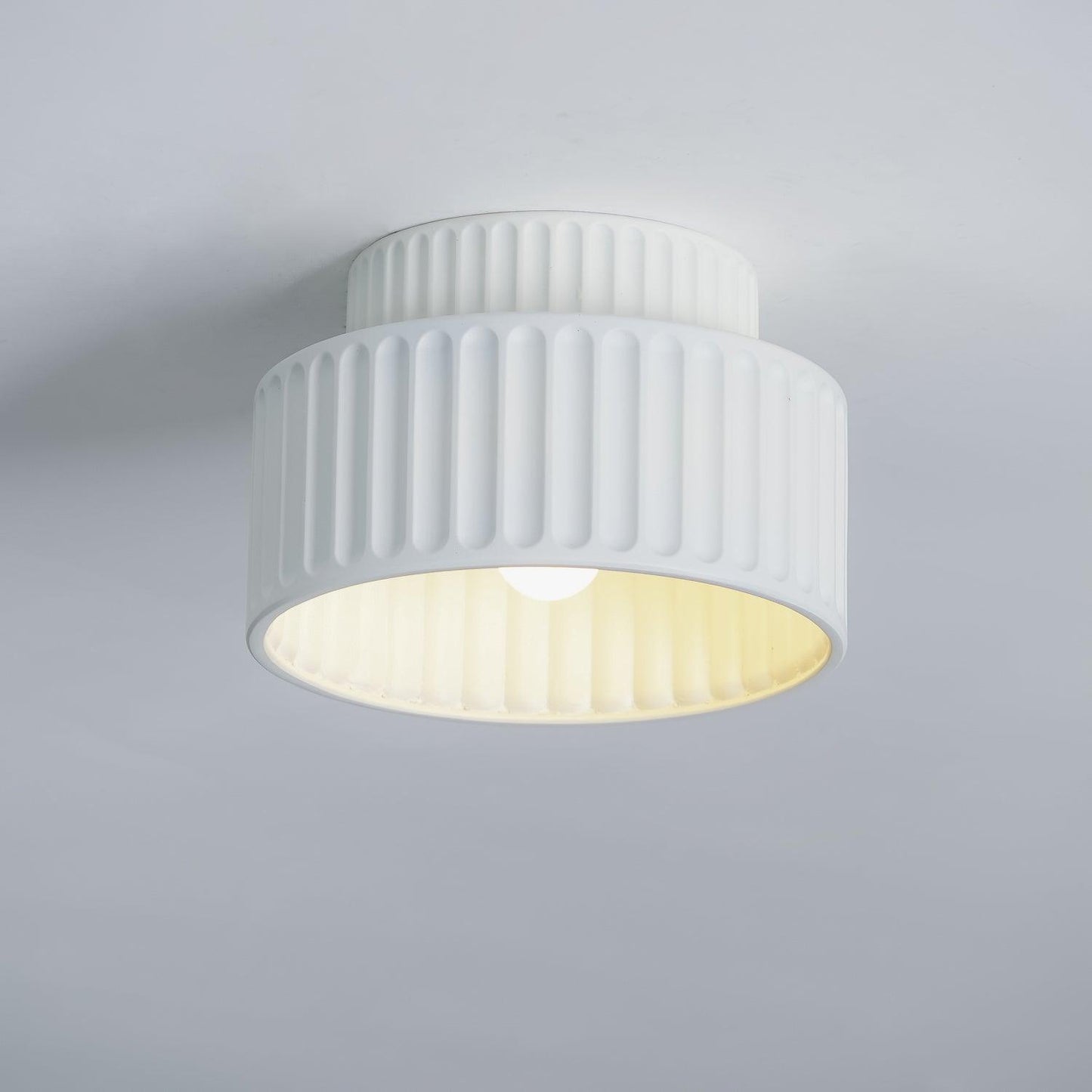 Kami Ceiling Lamp | White Resin & Acrylic | 23cm Diameter
