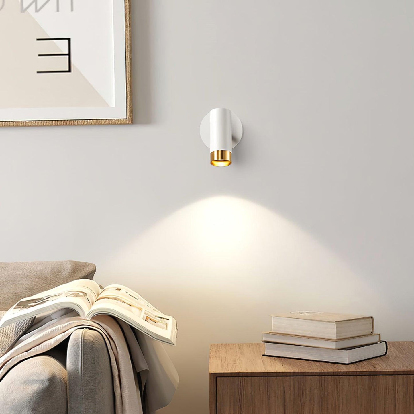 Karpo Wall Lamp | Metal | Black and White