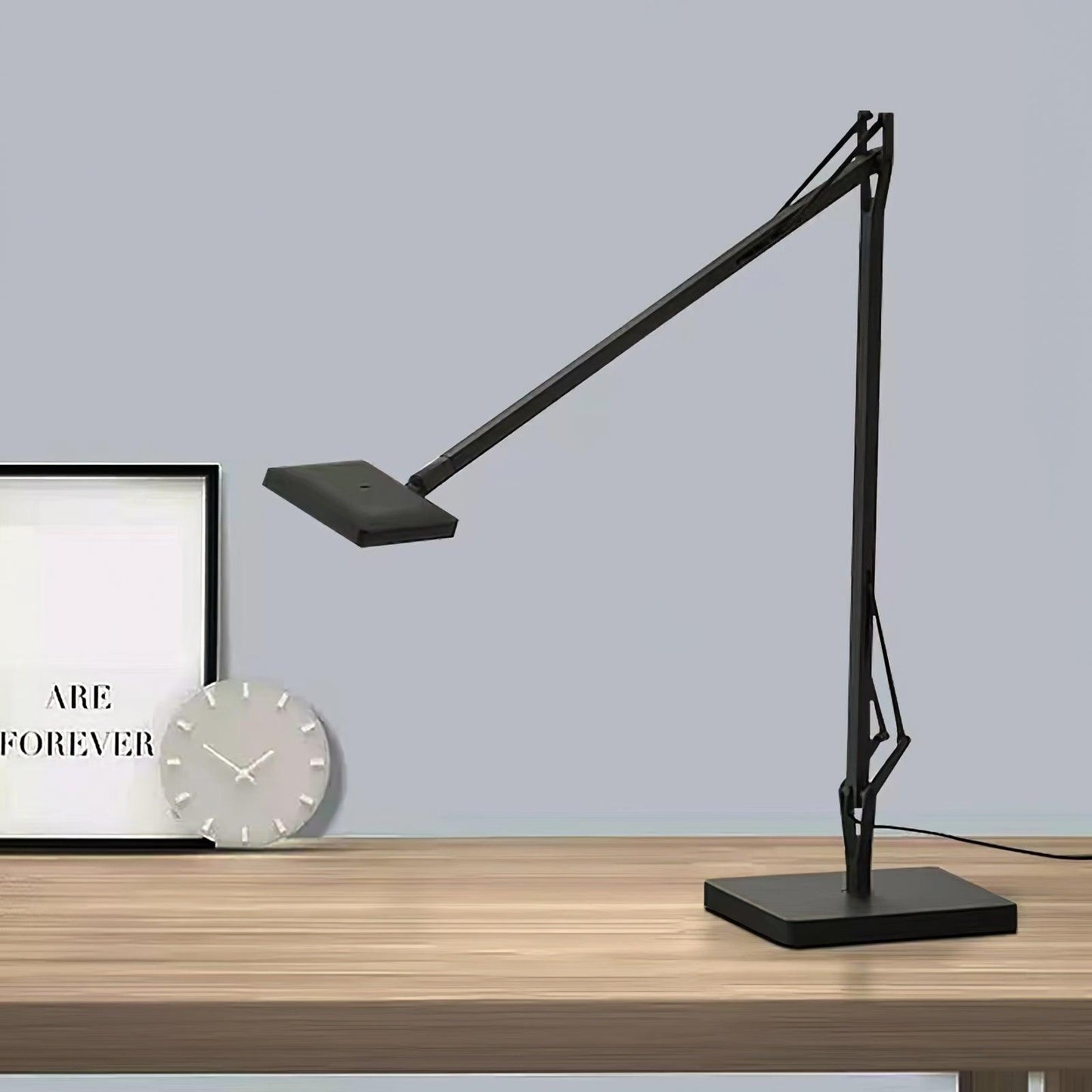 Edge Table Lamp | Aluminum & Iron | Black