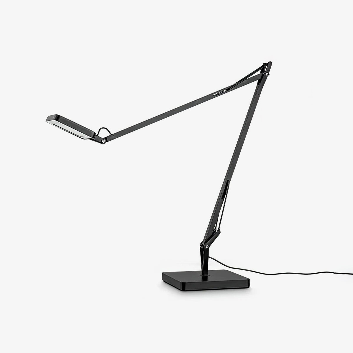 Edge Table Lamp | Aluminum & Iron | Black